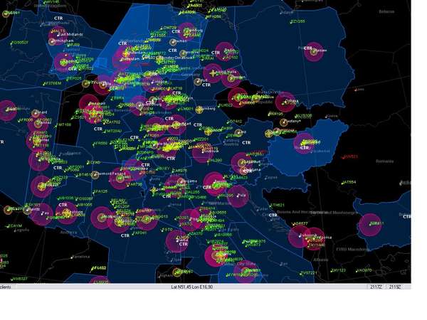 41104 B / 600 x 450 / ivao 10 years cesko a slovensko neni online.JPG