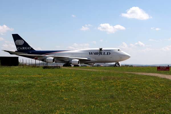 25436 B / 600 x 400 / B747_World.jpg