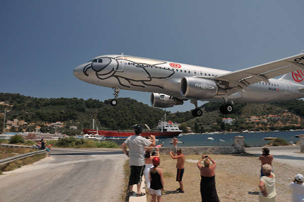 32510 B / 600 x 399 / skiathos_1.jpg