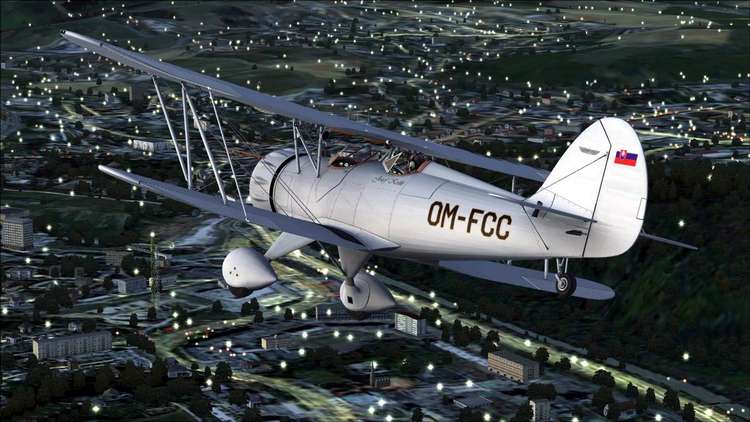 54113 B / 750 x 422 / WACO v FSX.jpg